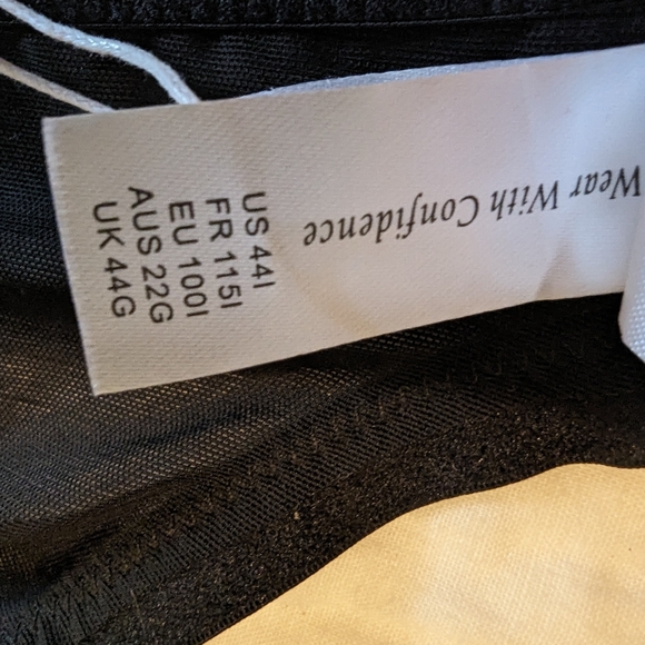 Angabriel 44 L black lace mesh lined bra - Picture 3 of 8